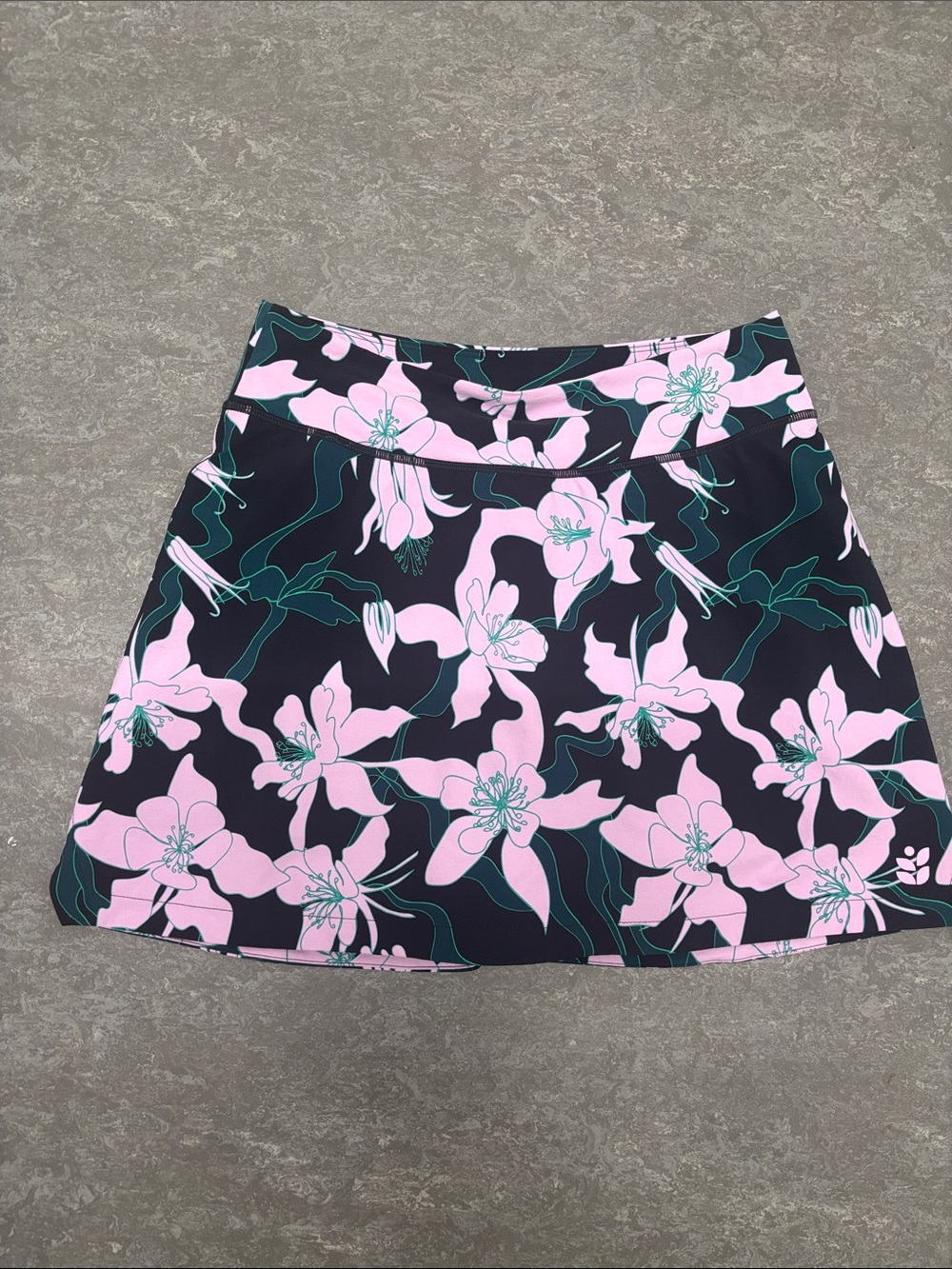 Wild Rye Parker Skirt Black Aquila Bloom size 2